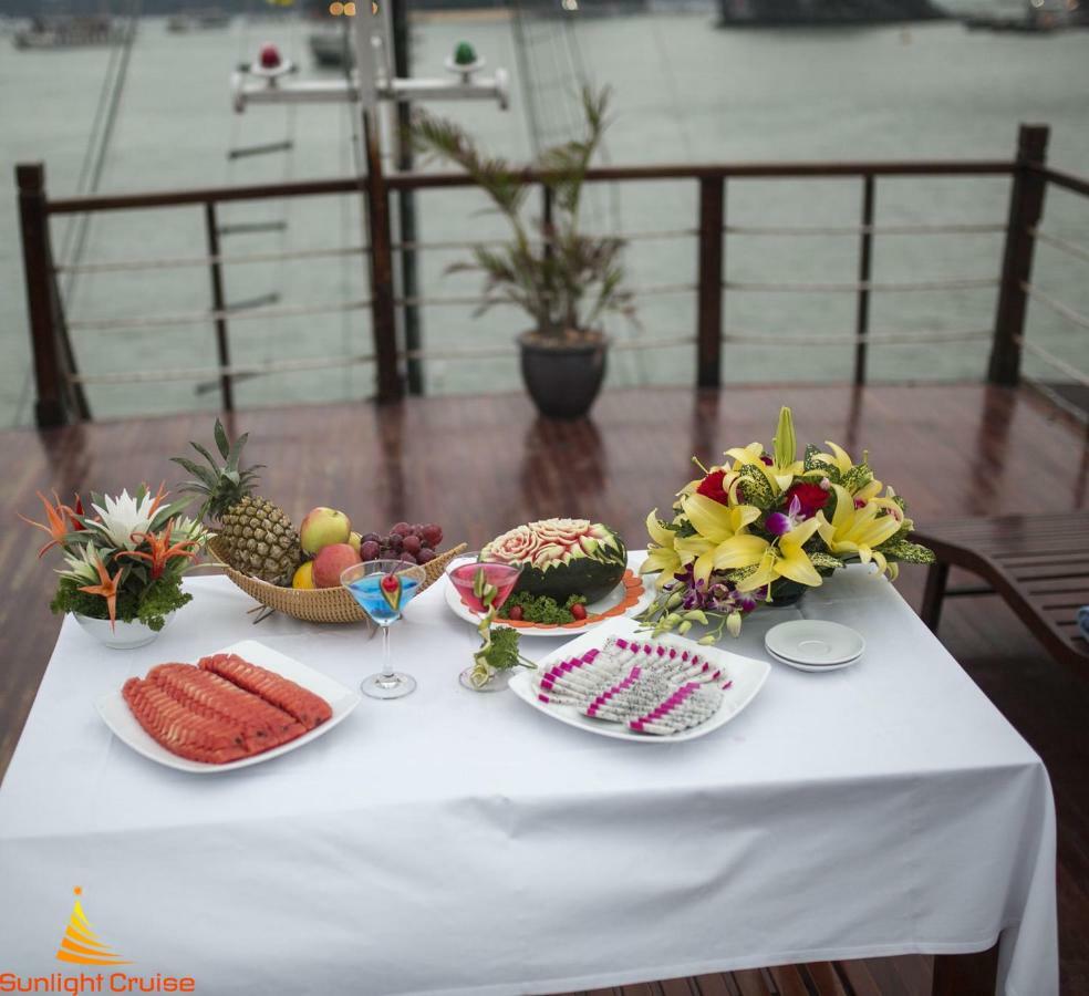 Legend Cruise Hotel Ha Long Exterior foto